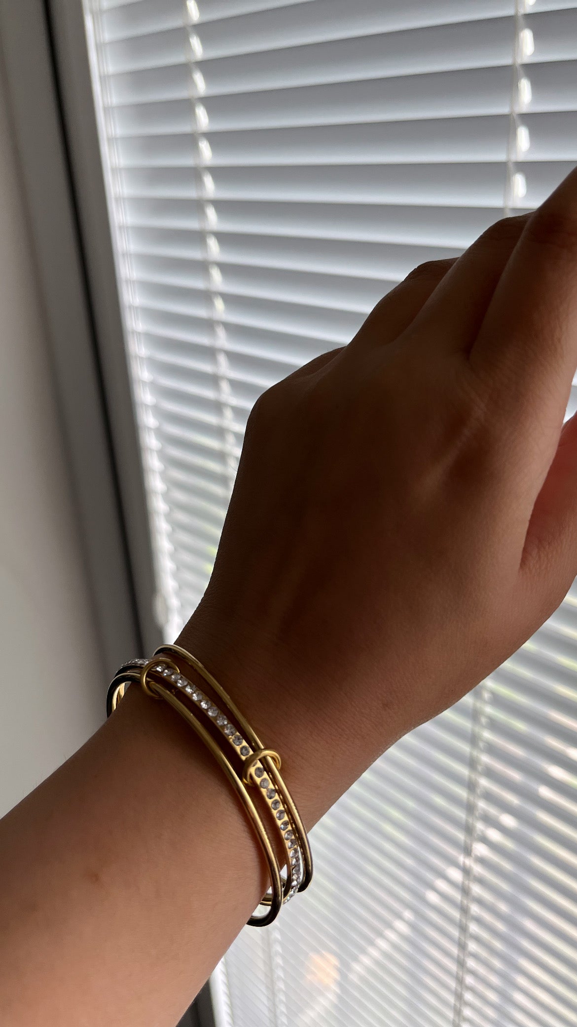 Indya Gold Linked Bangles