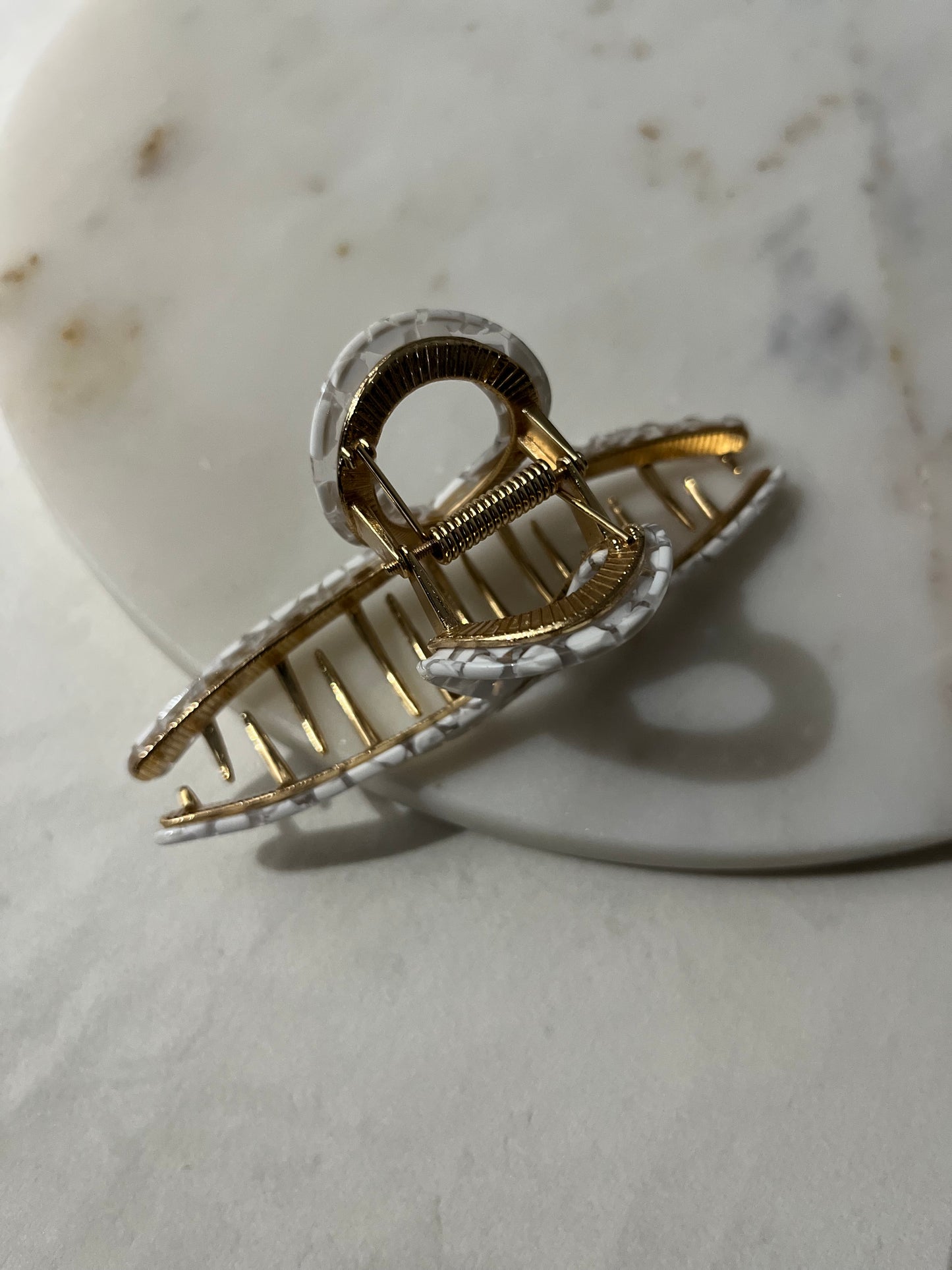 Snowy Gold Hair Claw Clip