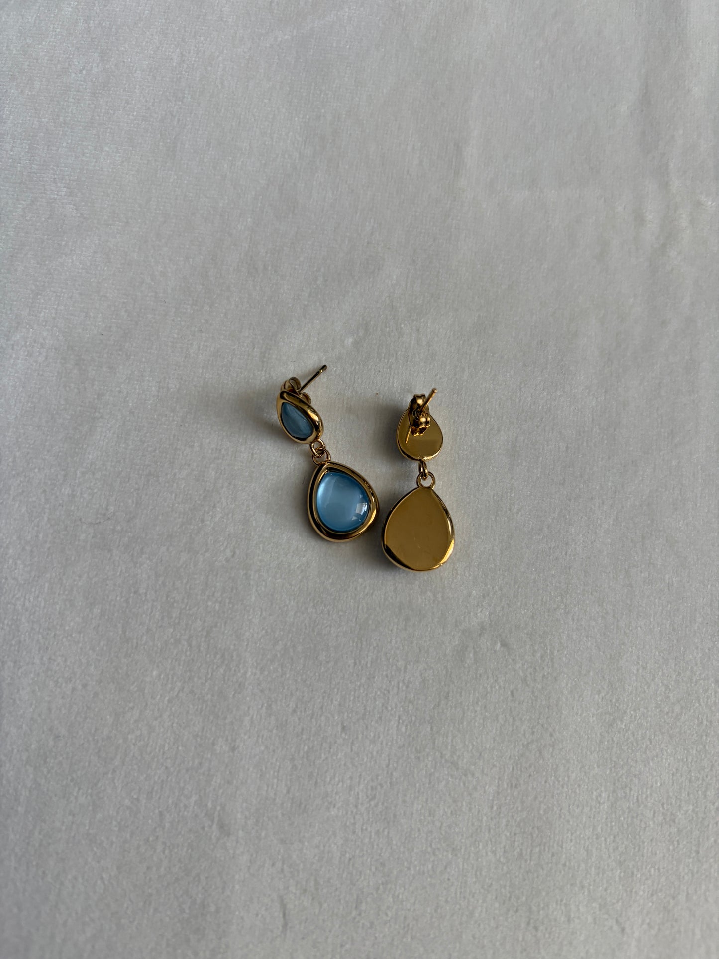 Blue Crystal Teardrop Earrings