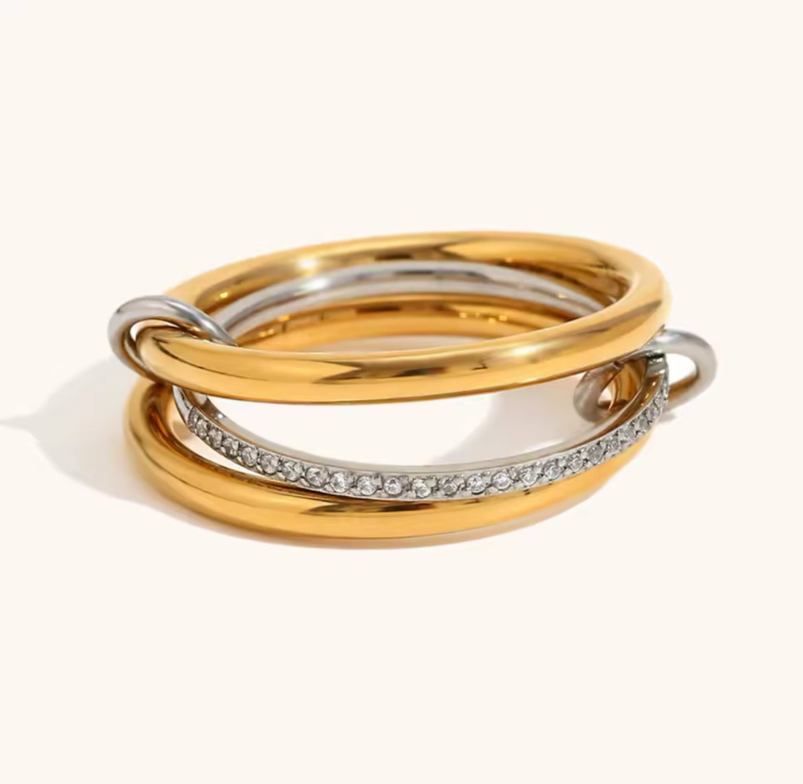 Indya Linked Ring