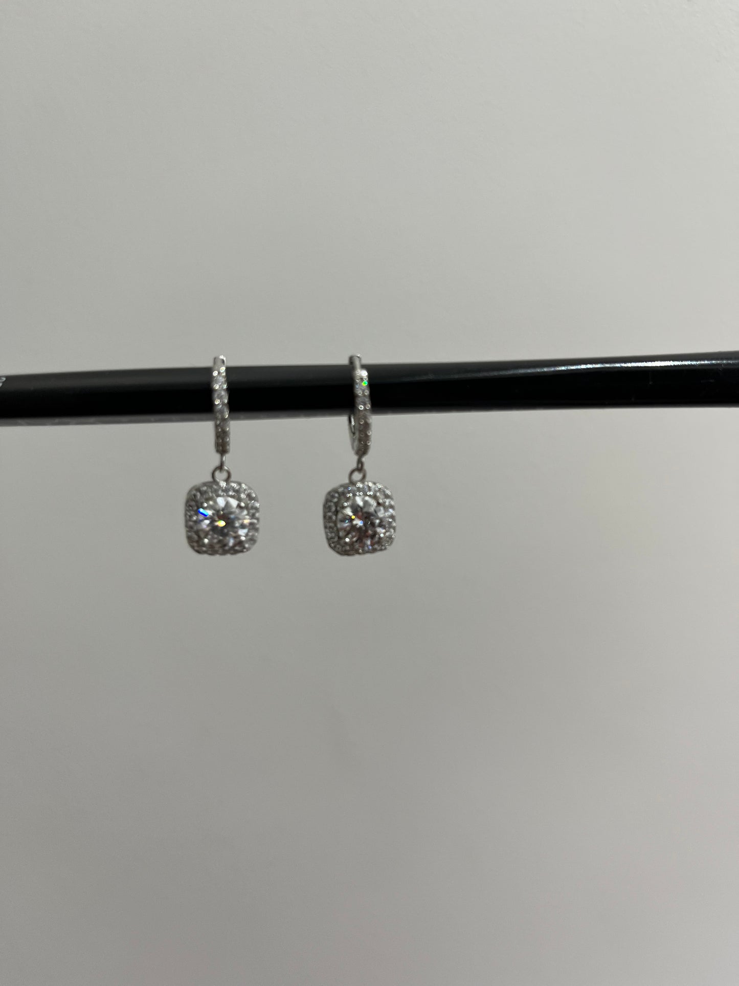 Elise Drop Earrings