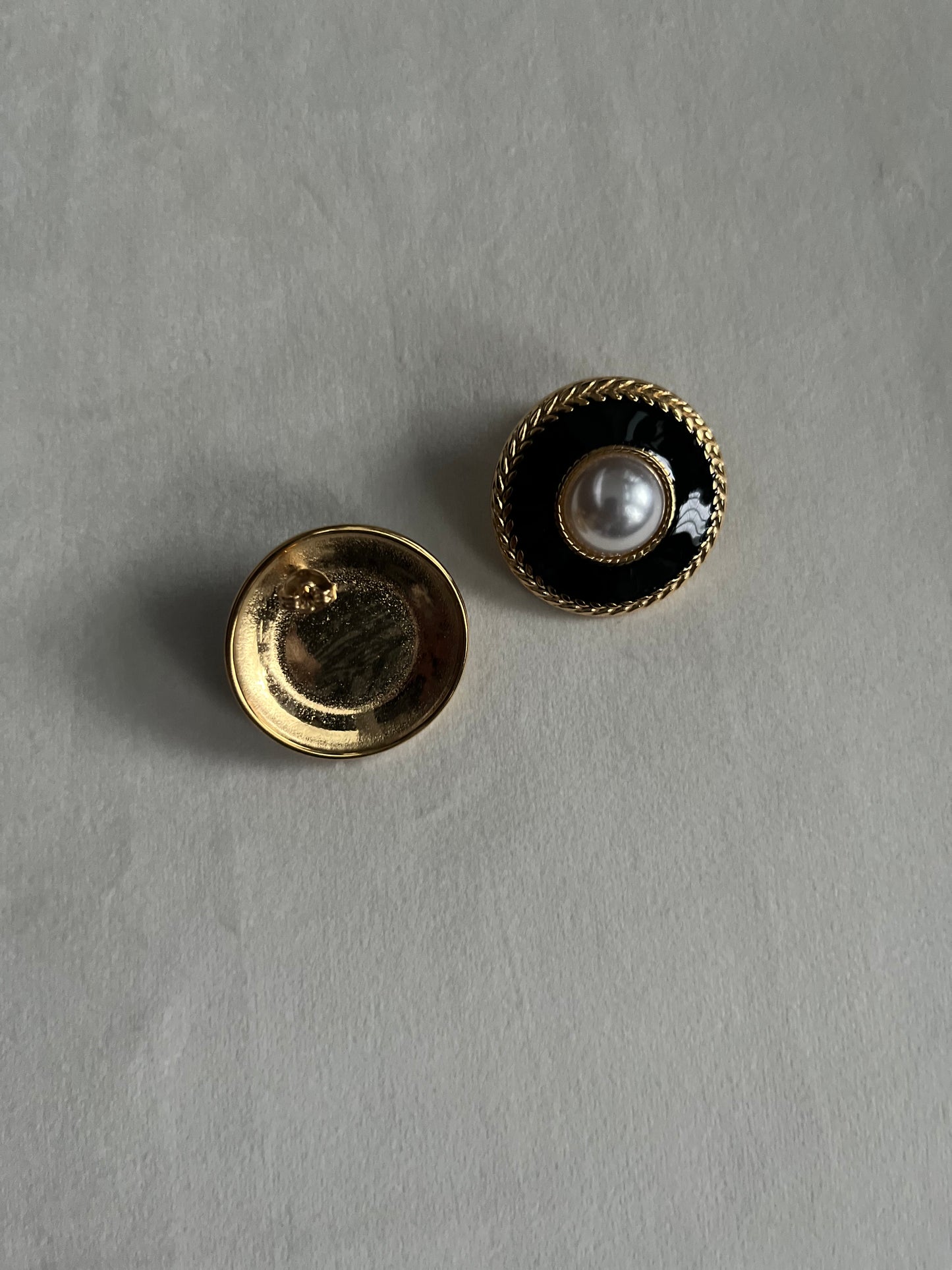 Mono Earrings