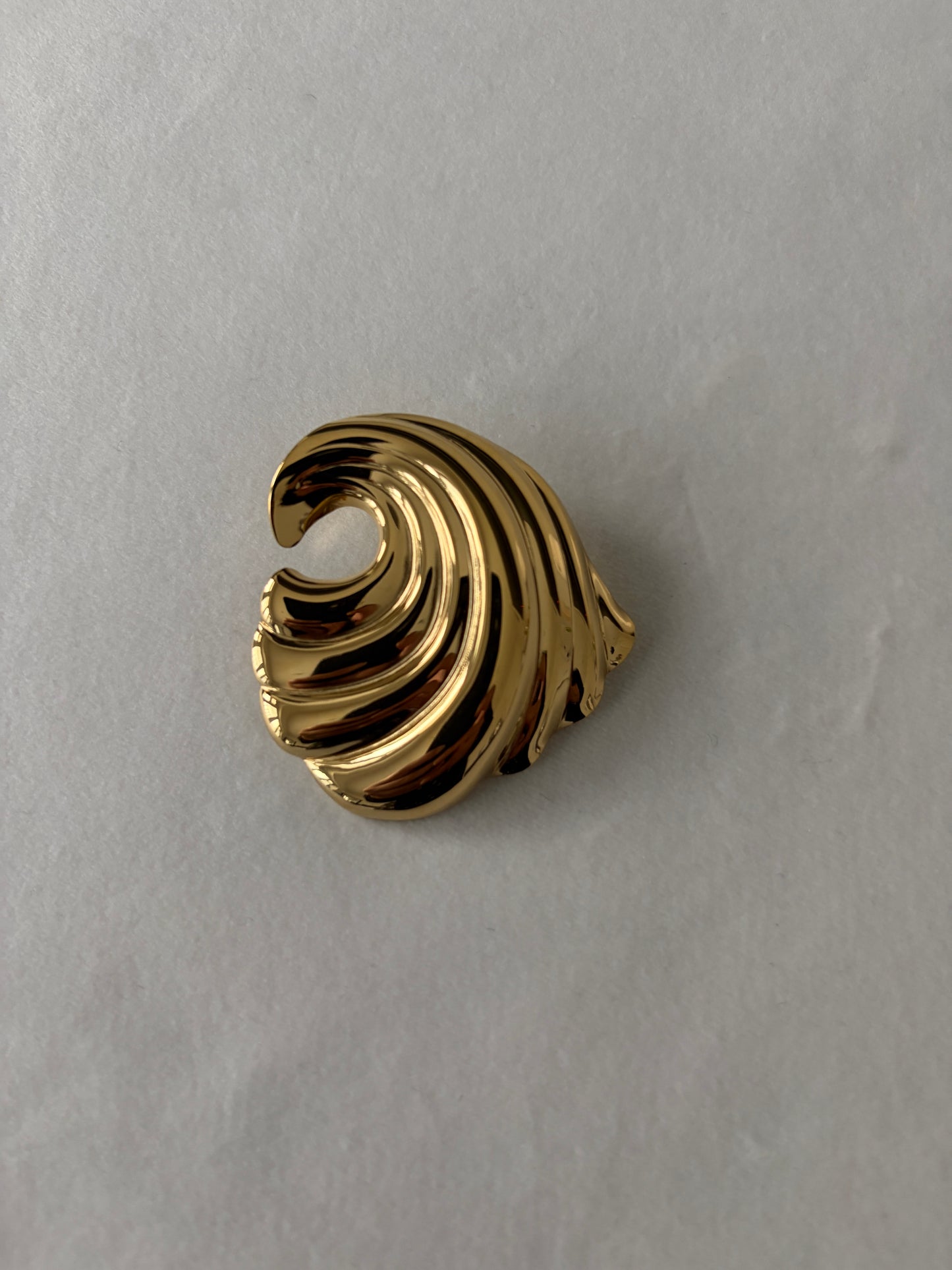 Wave Brooch