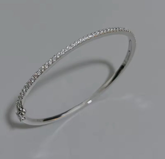Dainty Silver Bangle