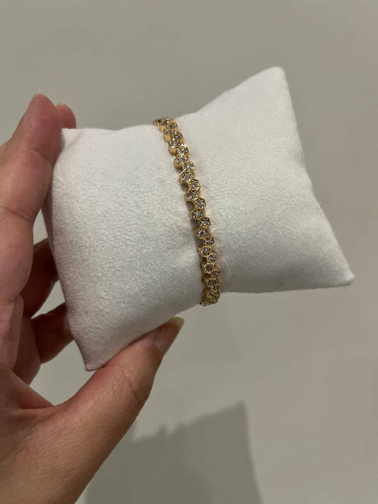 Tetra Gold Cuff