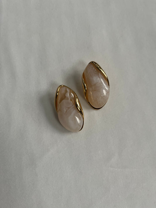 Amber Pearl