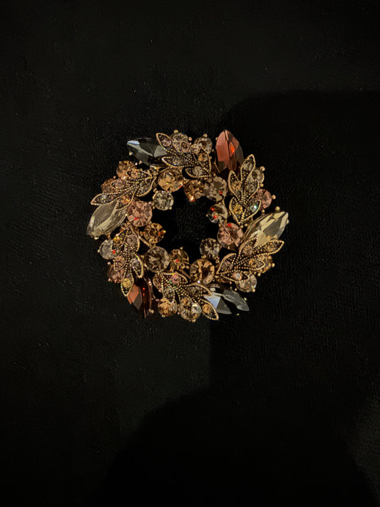 Wreath Brooch